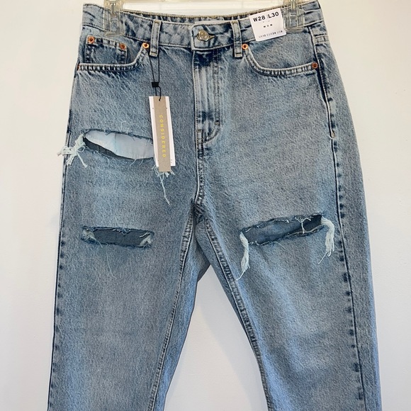 NWT Topshop High Waisted Mom Jean - Picture 3 of 8